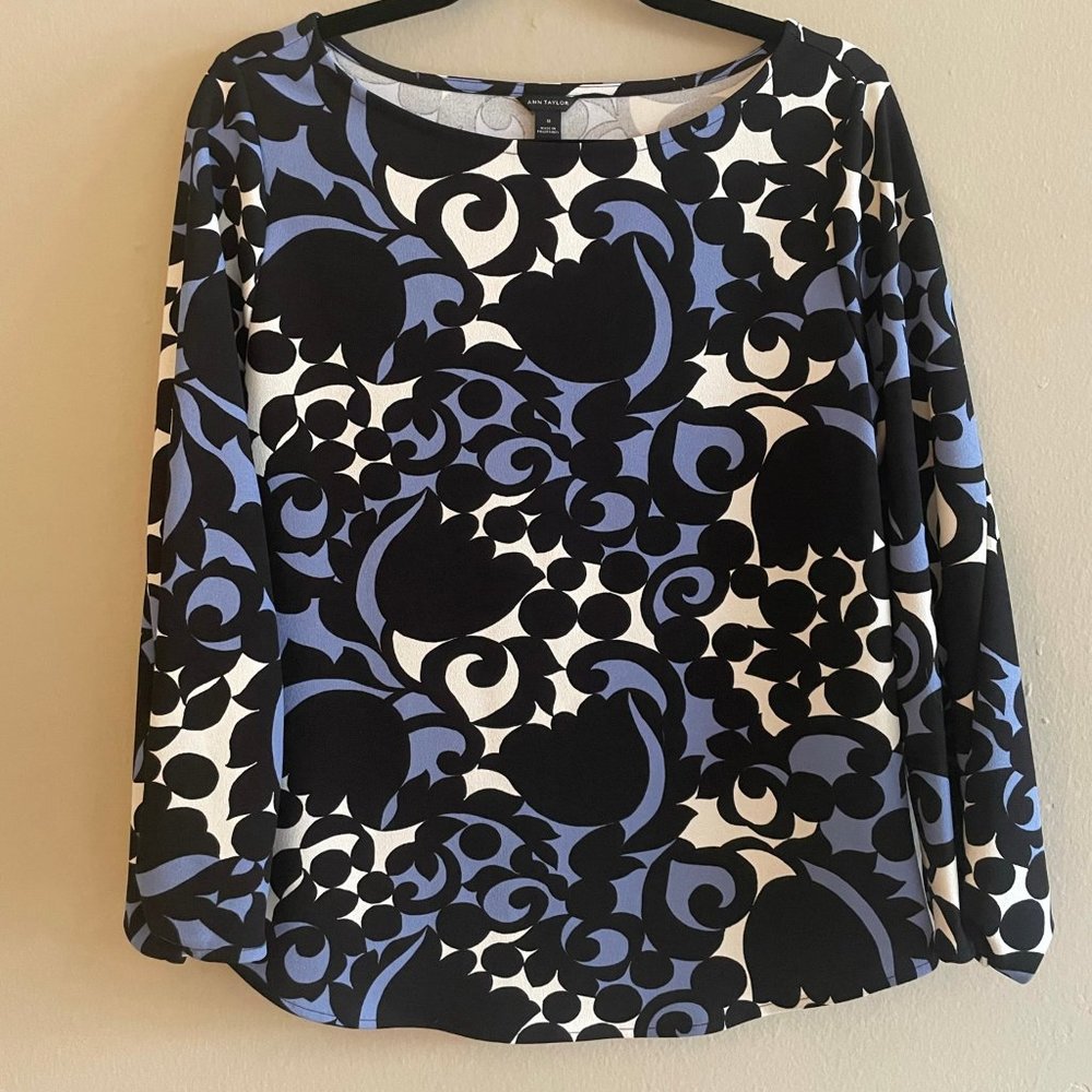 Ann Taylor Blue Floral Blouse Size M